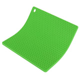 Insulation Pad Food Grade Silicone Pad AntiScalding Thickened Microwave Oven Mat for Kitchen Use(Green )
