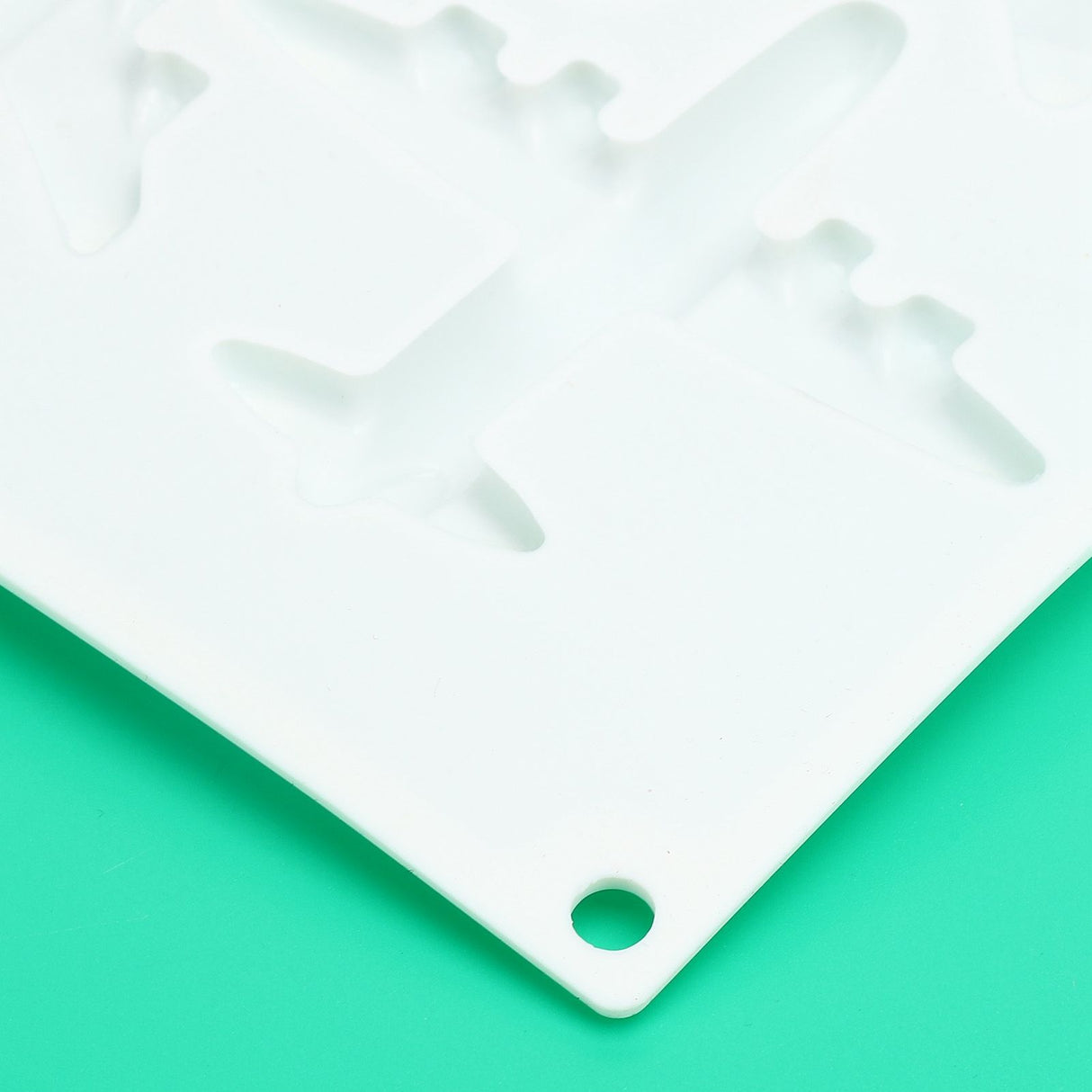 6 Grid Airplane Shape Mold Silicone Baking Chocolate Cake Decoration Mold for Kitchen Home