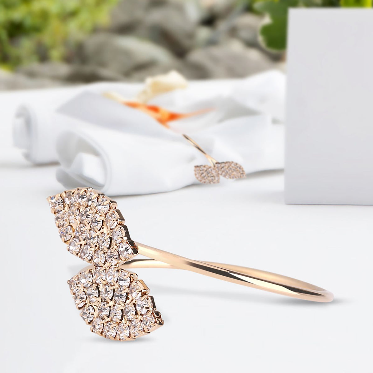 12Pcs Rhinestone Napkin Ring Set Handmade Buckle Holder Wedding Dinner Decoration