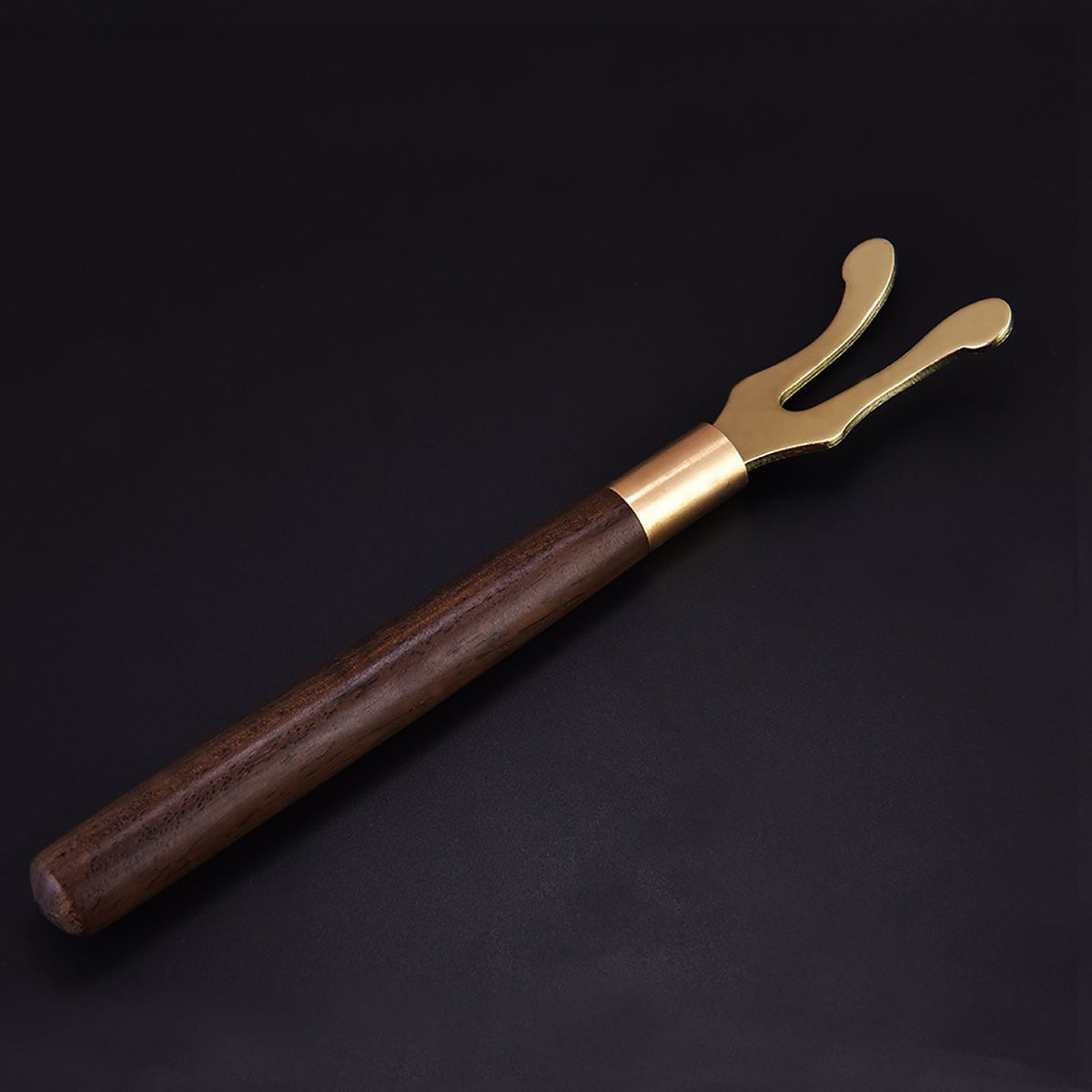 Tea Pot Heat Insulation Tea Clip Fork with Wooden Handle Cast Iron Head Coffee Tea Tools