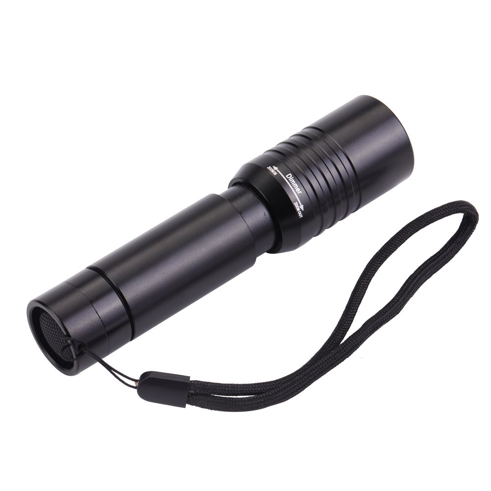 Handheld Zoomable Underwater 1200LM LED Diving Flashlight Waterproof Battery Power