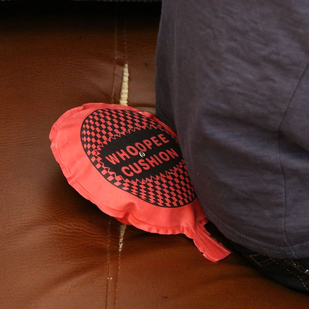 1Pcs Creative Whoopee Cushion Jokes Gags Pranks Noise Maker Trick Funny Fools Day Toy Fart Pad