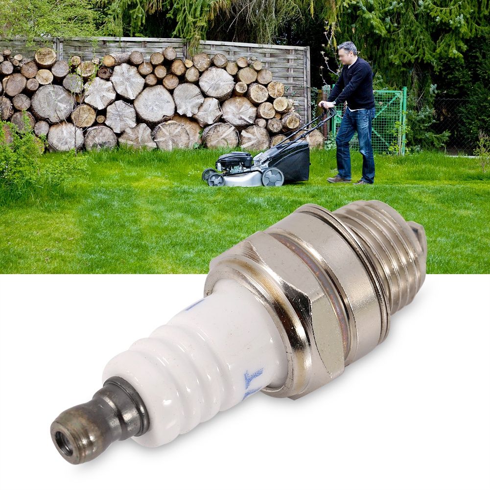55 * 22mm Chainsaw Lawn Mower Spark Plug Small Engine Accessory For Briggs & Stratton Motors