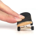 1Pc Maple Wooden Alloy Fingerboard Finger Skateboards With Box Reduce Pressure Gifts Black - Extra Image