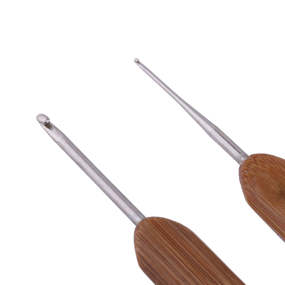 10pcs Bamboo Handle Aluminum Crochet Hook Knitting Knit Needle Weave Yarn Set