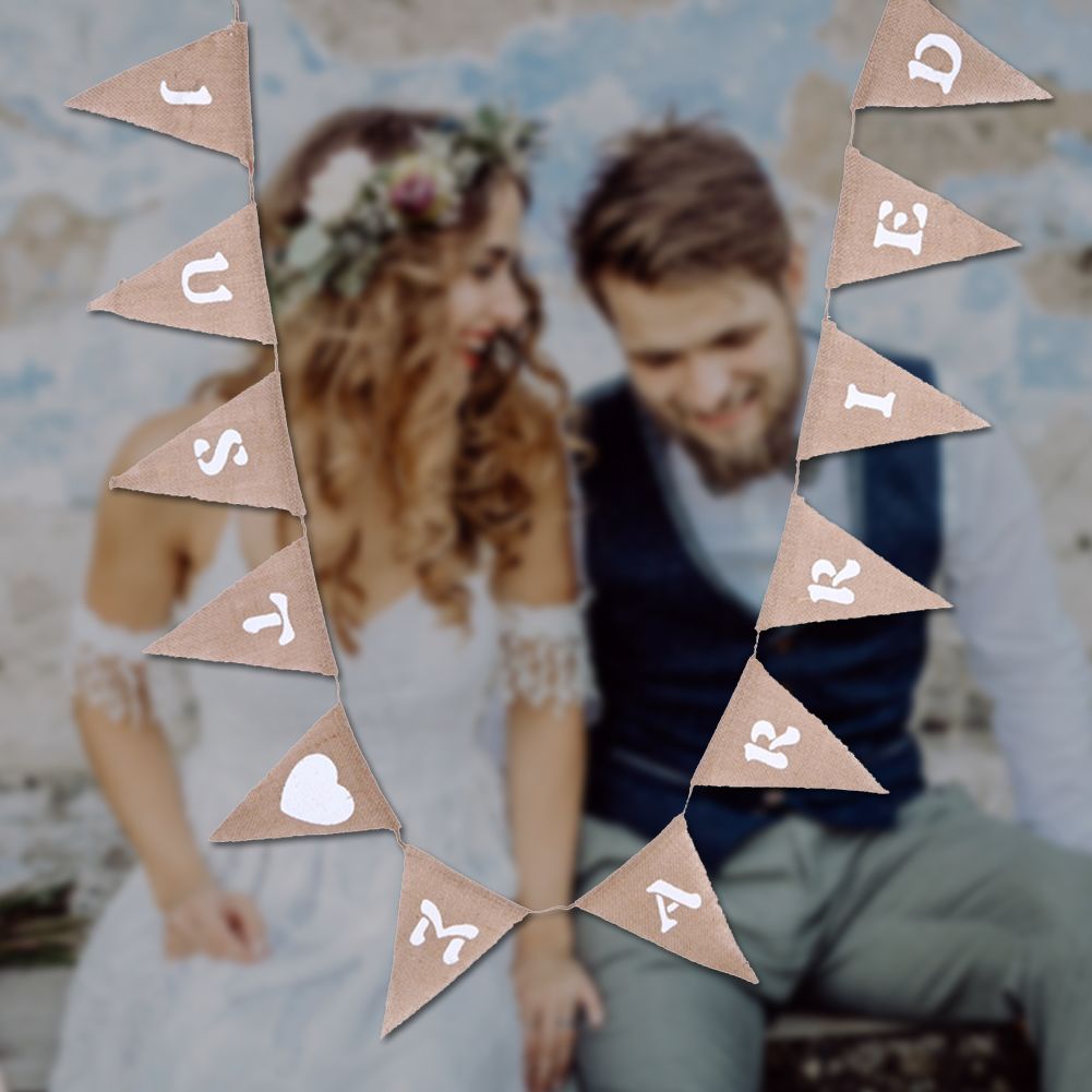 12pcs/ Set Fashionable Cloth Triangle Banner Just Married English Letter for Party Decoration
