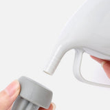 Portable Outdoor Urine Bottle Set Male Pee Urinal Storage Urine Collector - Close-Up Angle