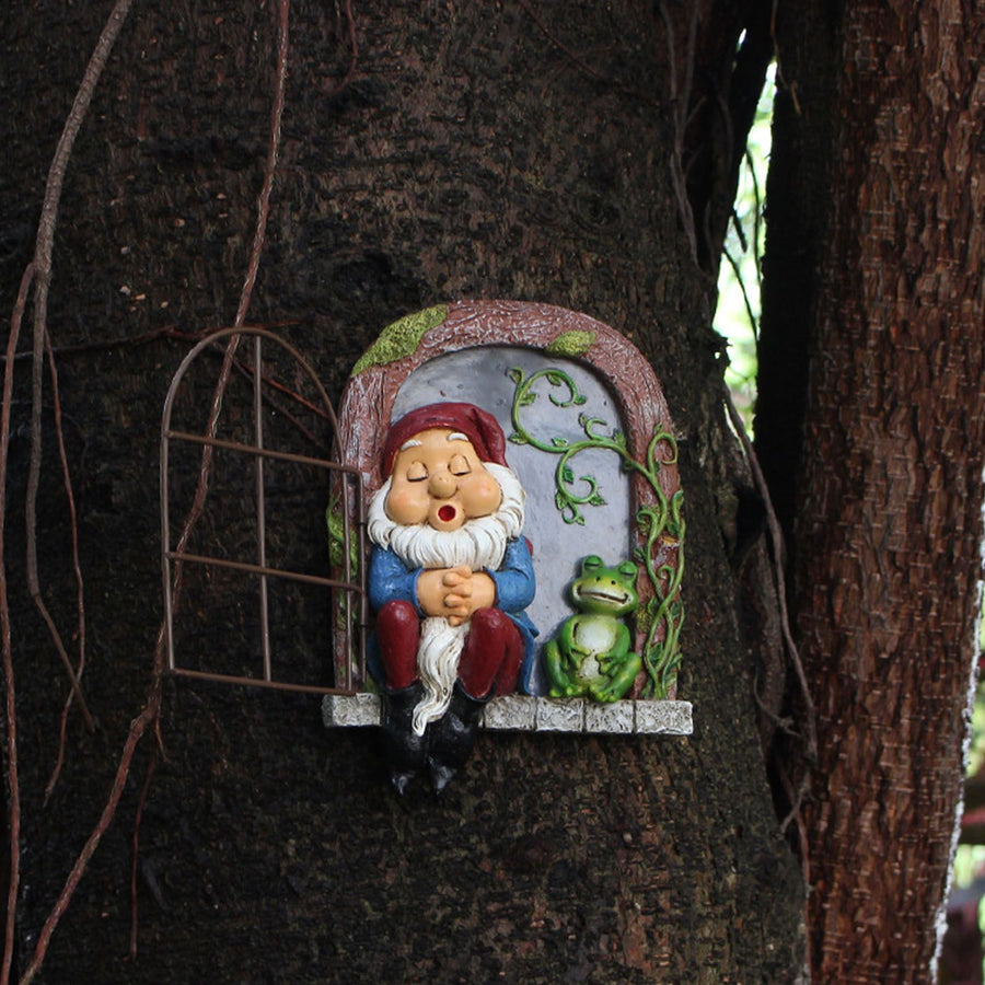 Tree Gnome Statue Sleeping Dwarf and Frog Decoration Outdoor Garden Resin Hanging Ornaments