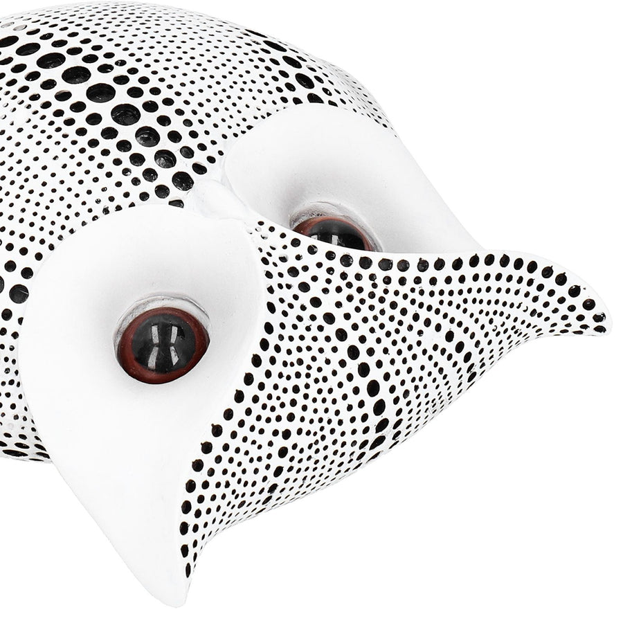 Owl Statue Innovative Resin Animal Sculpture Ornament Art Crafts for Desktop DecorationBS1027 White with Black Spots