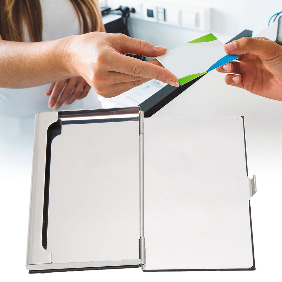 Business Card Holder Easy to Open and Close Wearresistant Materials Portable Business Card Case for Friends Gift