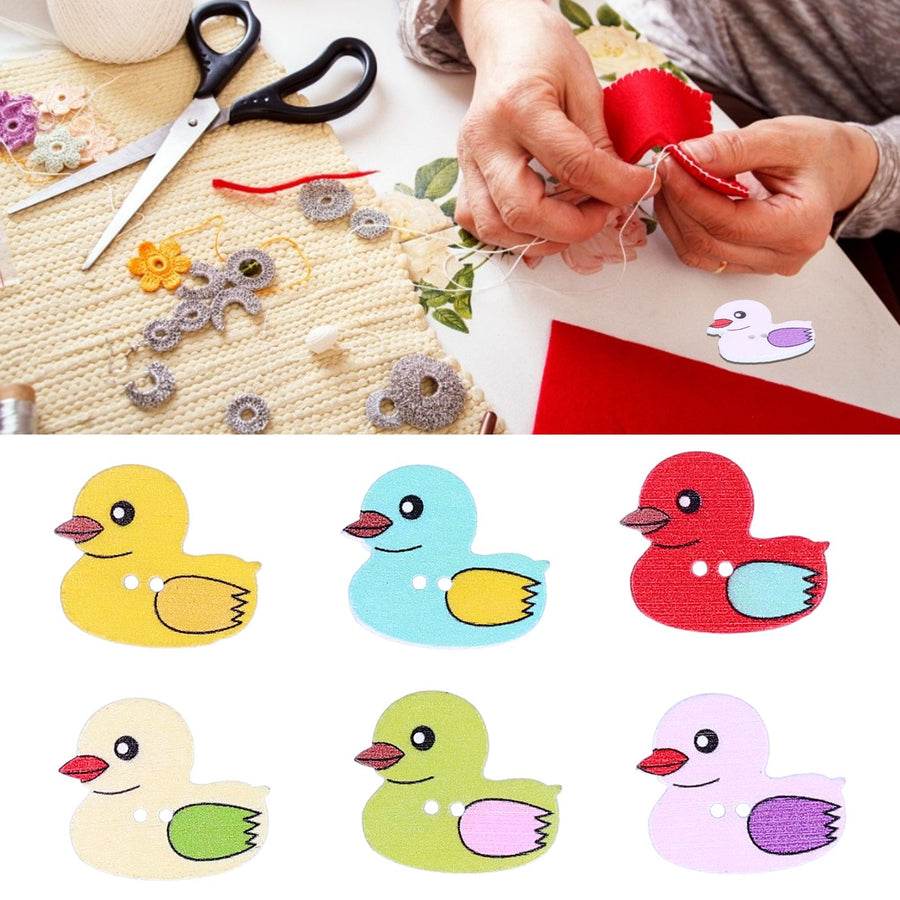 50Pcs DIY Wood Buttons Cute Cartoon Duck Pattern Buttons for DIY Crafts Scrapbooking