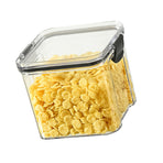Food Sealing Container 700ml Transparent Versatile Moisture Resistant Airtight Food Storage Container for Kitchen Fridge
