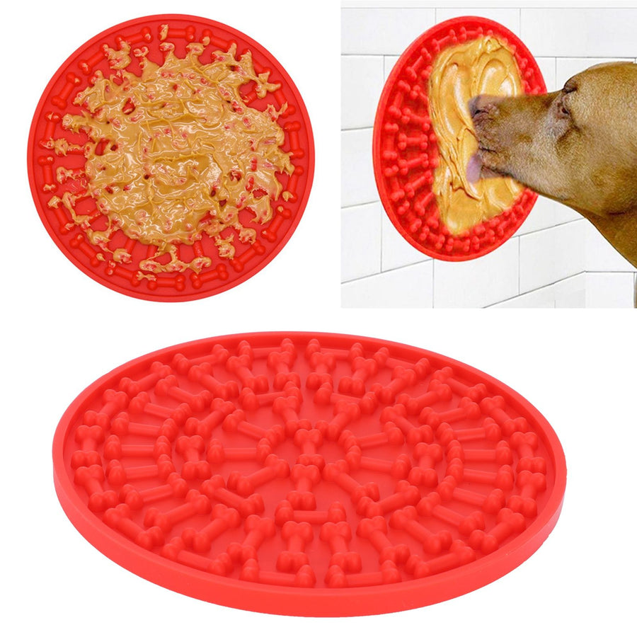 Dog Feeding Pad Silicone Dog Feeding Mat with Suction Cup Pet Supplies for Bathing GroomingRed