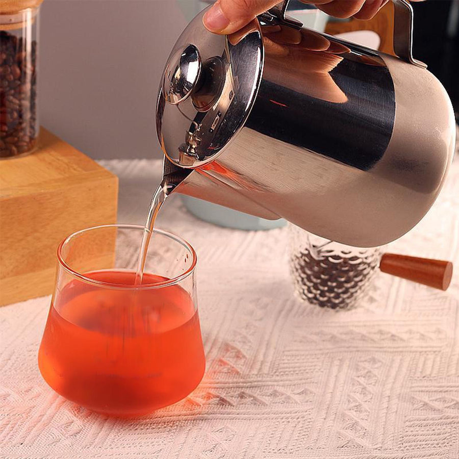 Milk Frothing Pitcher Thickened Stainless Steel Pointed Spout Milk Frothing Pitcher Jug for Coffee Milky Tea Latte 600ml