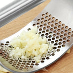 Garlic Press Rocker Efficient Stainless Steel Garlic Ginger Crusher for Smash Garlic Kitchen Tools