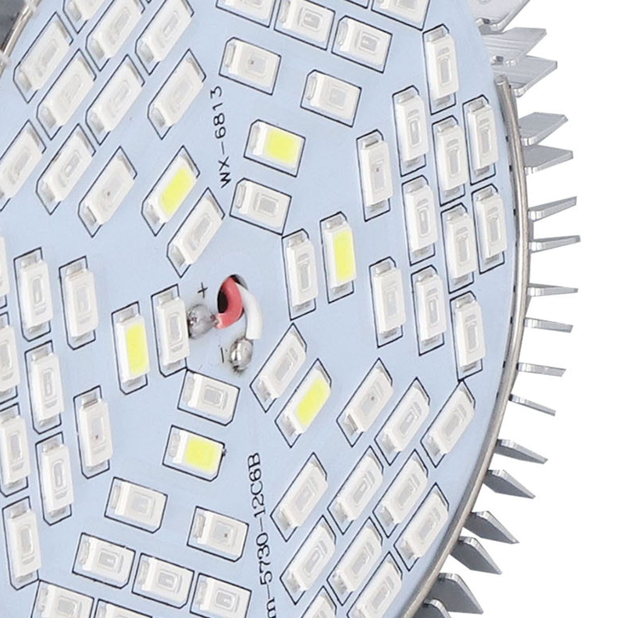 LED Grow Lamp Bulb E27 Low Power Consumption Full Spectrum Low Heat Generation LED Plant Growth Lamp Bulb 85‑265V 50W, 78 Beads