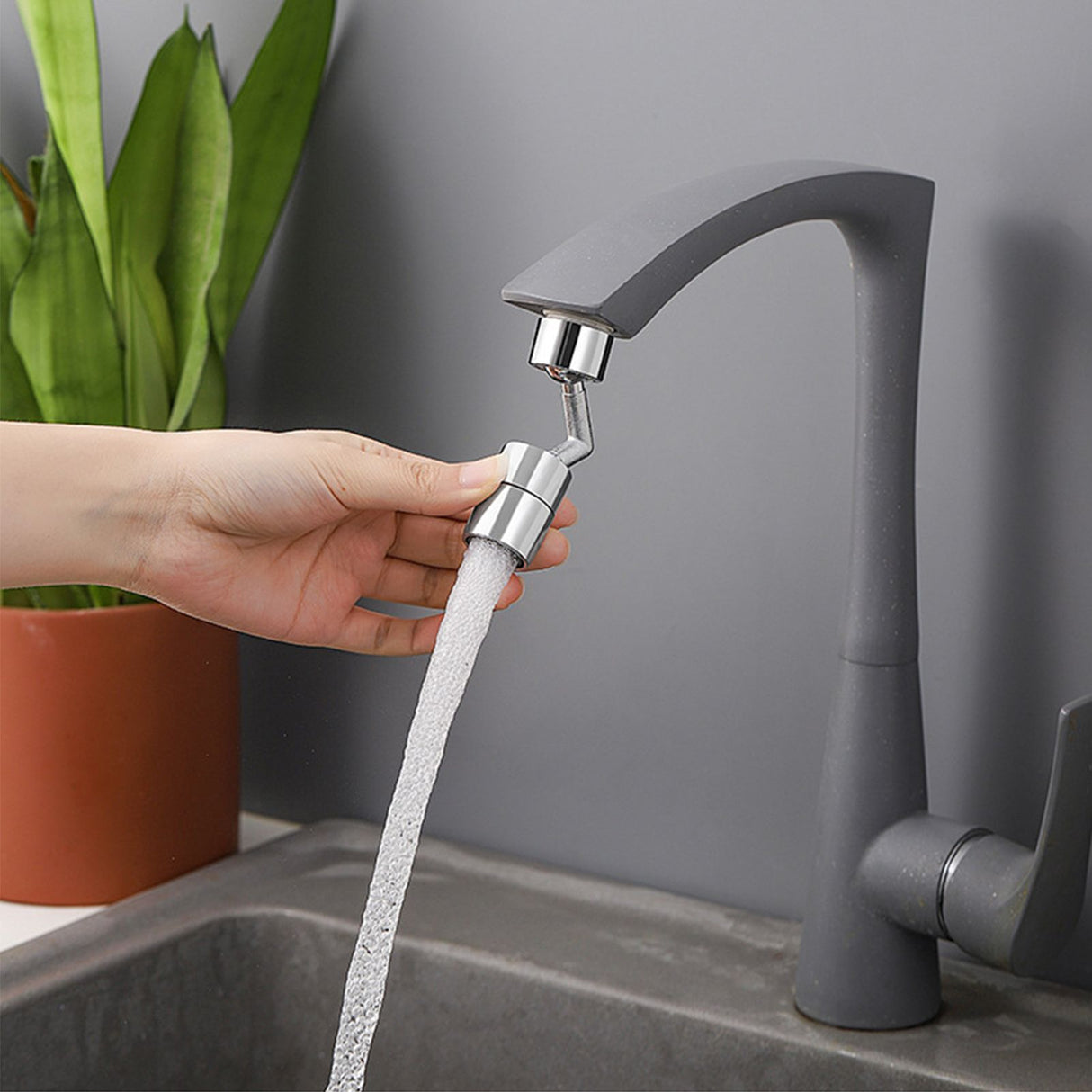 Plastic Faucet Extender 360 Degree Universal Rotating Splashing Proof Tap Aerator for Kitchen Bathroom