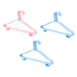 30 Pcs Clothes Hangers Hook Design Anti Skid Environmentally Friendly Metal Hangers for Home Use Pink Blue Random