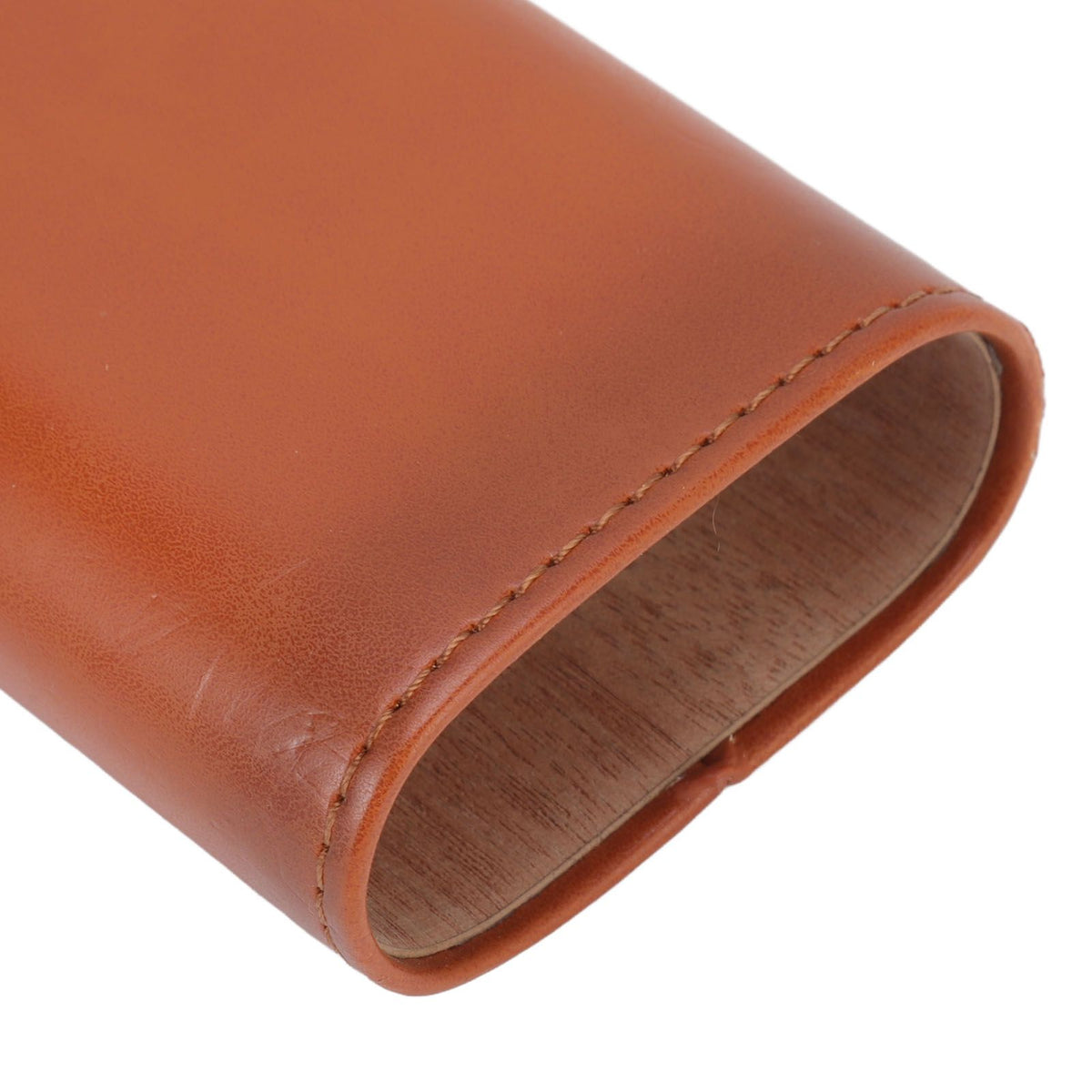3 Finger Cigar Case Iron Cover Portable Soft Glossy Leather Cigar Holder Case with Cutter for Travel Brown