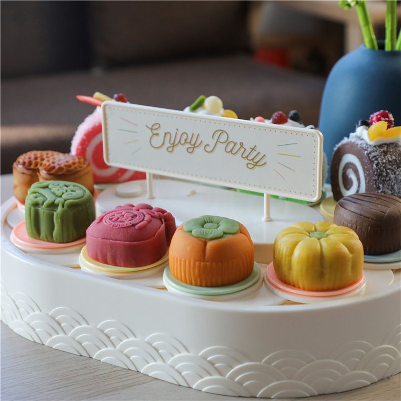 Rotating Cupcakes Machine Automatic Rotating Display Table Swing Tray for Kids Birthday Party Gifts Dessert