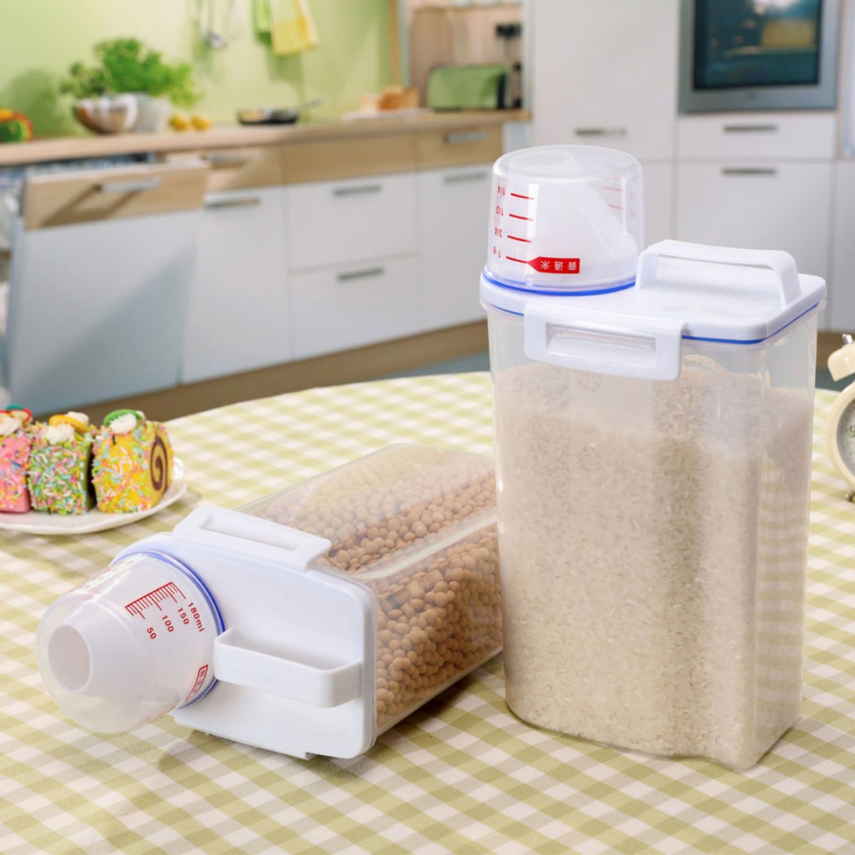 Rice Container Portable Compact 2kg Capacity Box Design Food Grade PP Plastic Airtight Food Storage Container Transparent Color