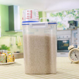 Rice Container Portable Compact 2kg Capacity Box Design Food Grade PP Plastic Airtight Food Storage Container Transparent Color