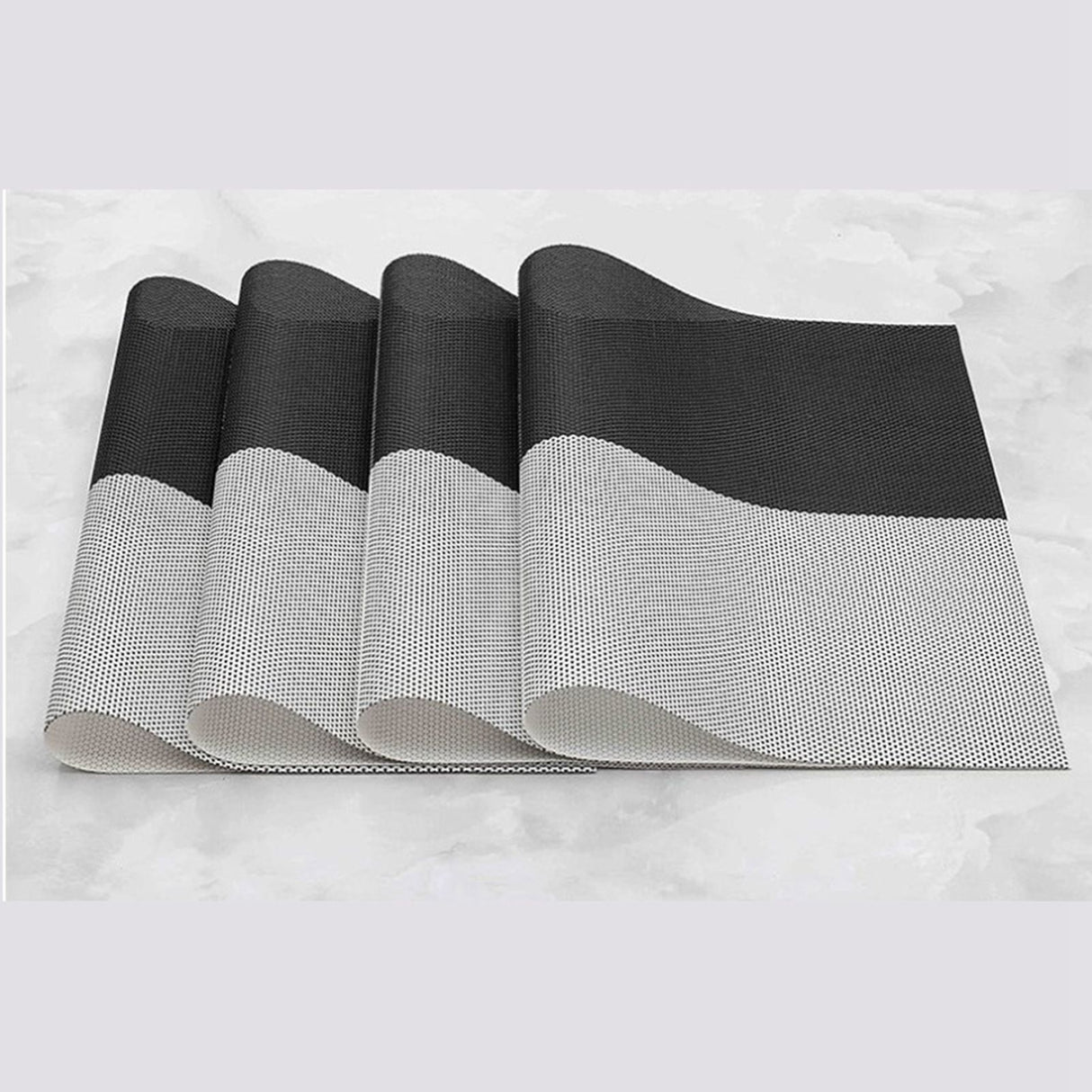 8pcs Placemats Easy Cleaning PVC Material Waterproof Black White Plaid Pattern Dining Placemats for Hotel