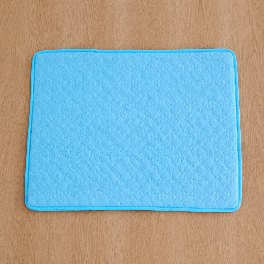 Cooling Pet Mat with Breathable Ice Silk Surface and Thick High-Elastic Foam for Dogs and Cats to Rest on Floors and Sofas During Hot Weather (Coffee, M)