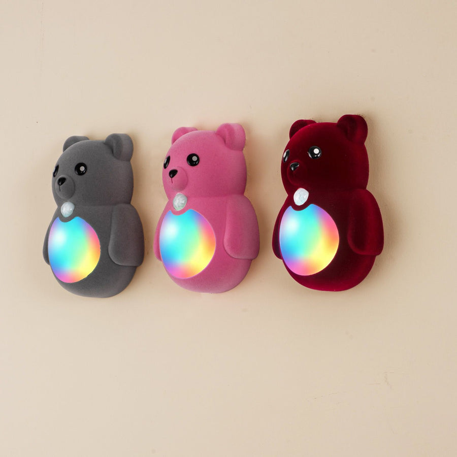 Cartoon Bear Motion Sensor Night Light, Rechargeable Magnetic Wall Lamp with Soft Plush Surface, Warm White and Rainbow Gradient Glow, Adorable Bear Shape for Nursery, Hallway, Stairs, Bedroom and Kitchen (3PCS, Brown)