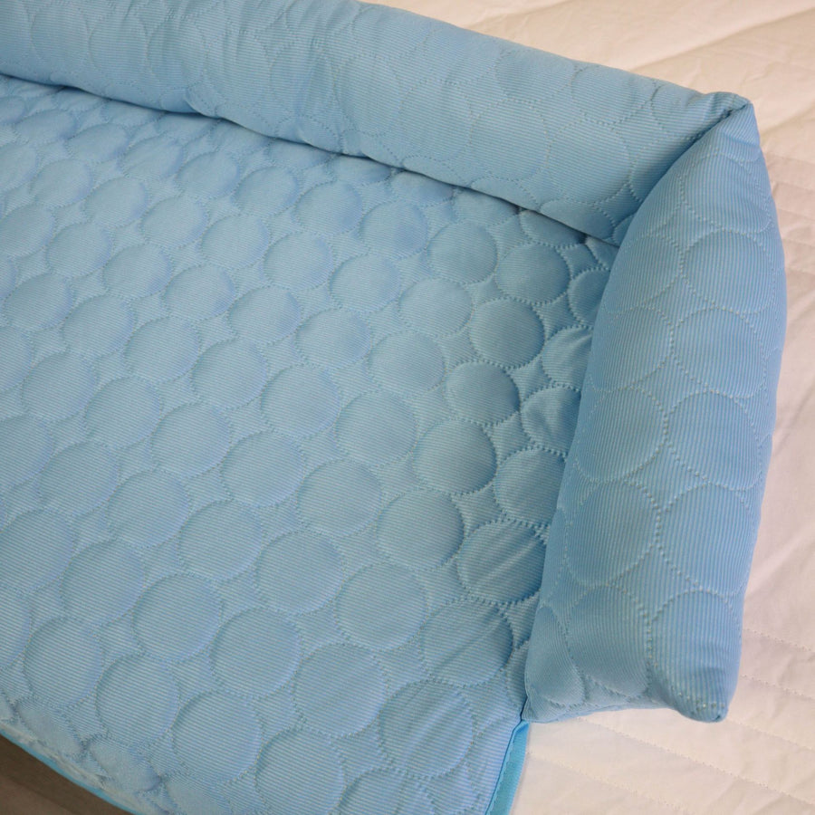 Cooling Summer Pet Mat with Bolster Soft Raised Edges Breathable Ice Silk Fabric Rectangular Bed for Cats and Dogs Indoor Floor Sofa Rest (Blue, 70*70cm)