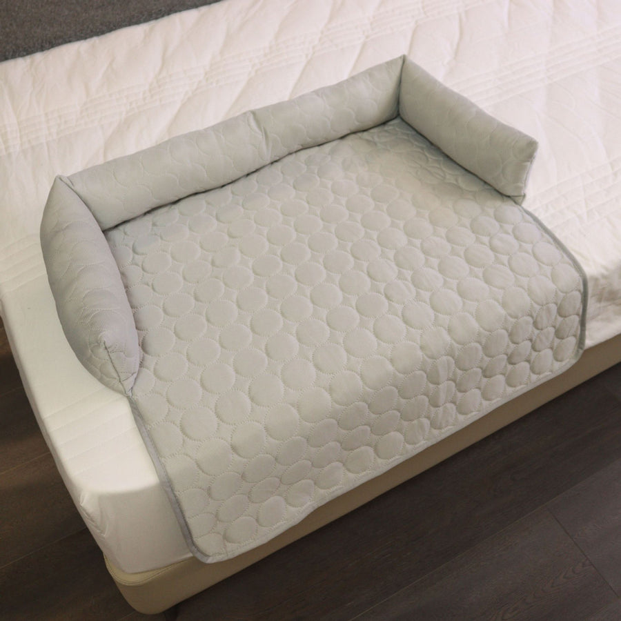 Cooling Summer Pet Mat with Bolster Soft Raised Edges Breathable Ice Silk Fabric Rectangular Bed for Cats and Dogs Indoor Floor Sofa Rest (LightGrey, 90*90cm)