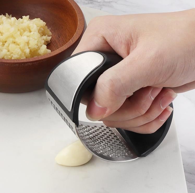 3-piece set Garlic Press - Garlic Press Stainless Steel -Garlic Press Rocker - With Free Silicone Garlic Peeler and Cleaning Brush
