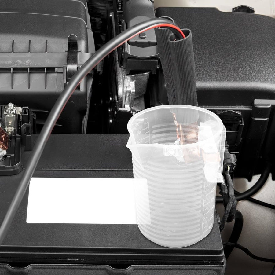 Easy to Use Plastic Measuring Cup with Handle for Engine and Transmission Oil
