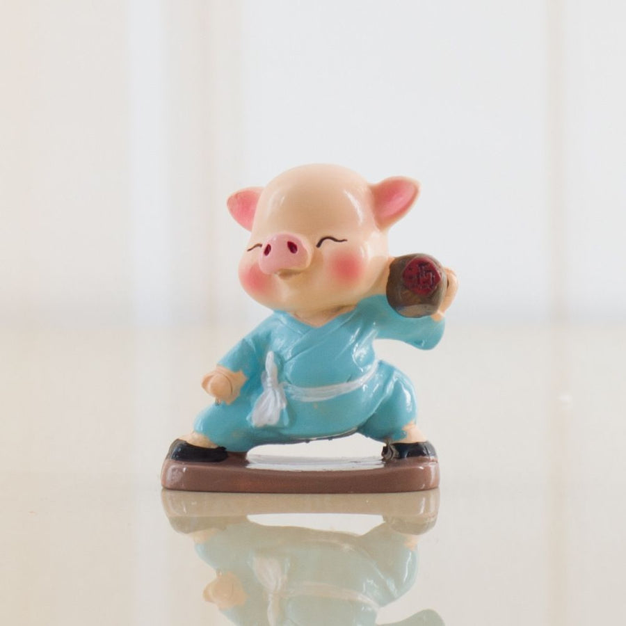 4 Pieces Pig Ornament Kungfu Monk Pig Statues Resin Monks Decorative Ornaments for Home Baby Buddha Decor Gift
