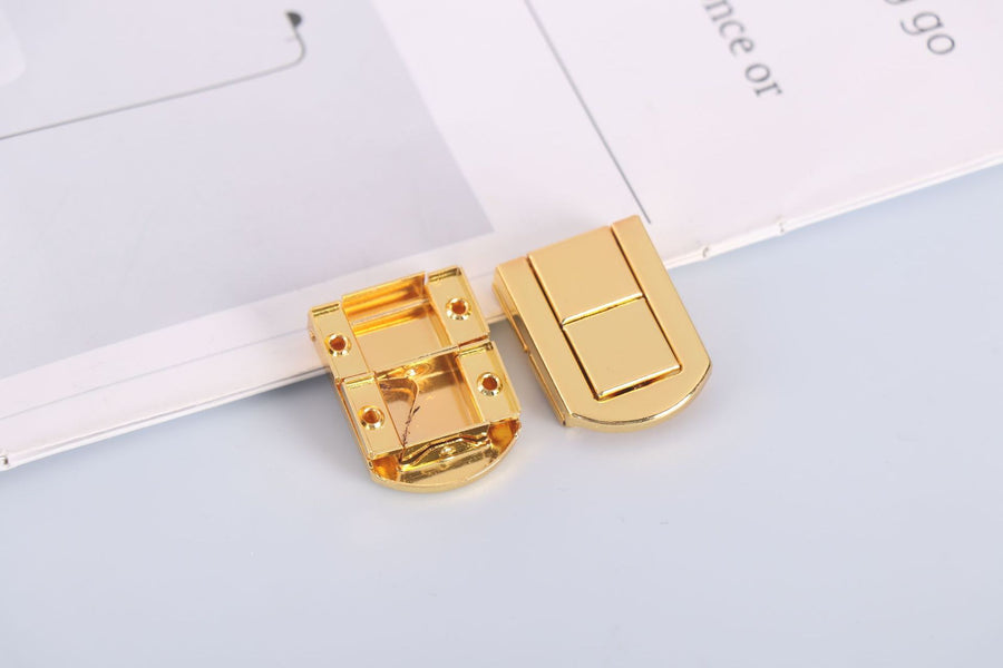 4Pcs Toggle Catch Lock, 25*33mm 9g (LxW) Zinc Alloy Hasp Lock Latch Clasp for Jewelry Box Wooden Case, Gold
