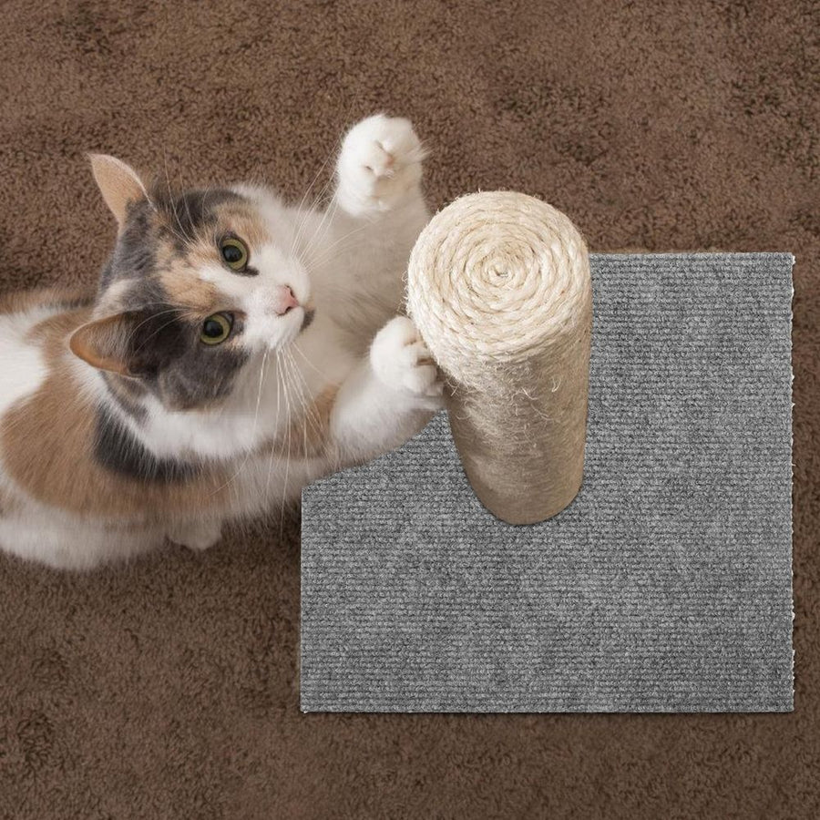 Grey Indoor Cat Scratcher of Non-Woven Polyester for Pets, Perfect for Maintenance and Furniture