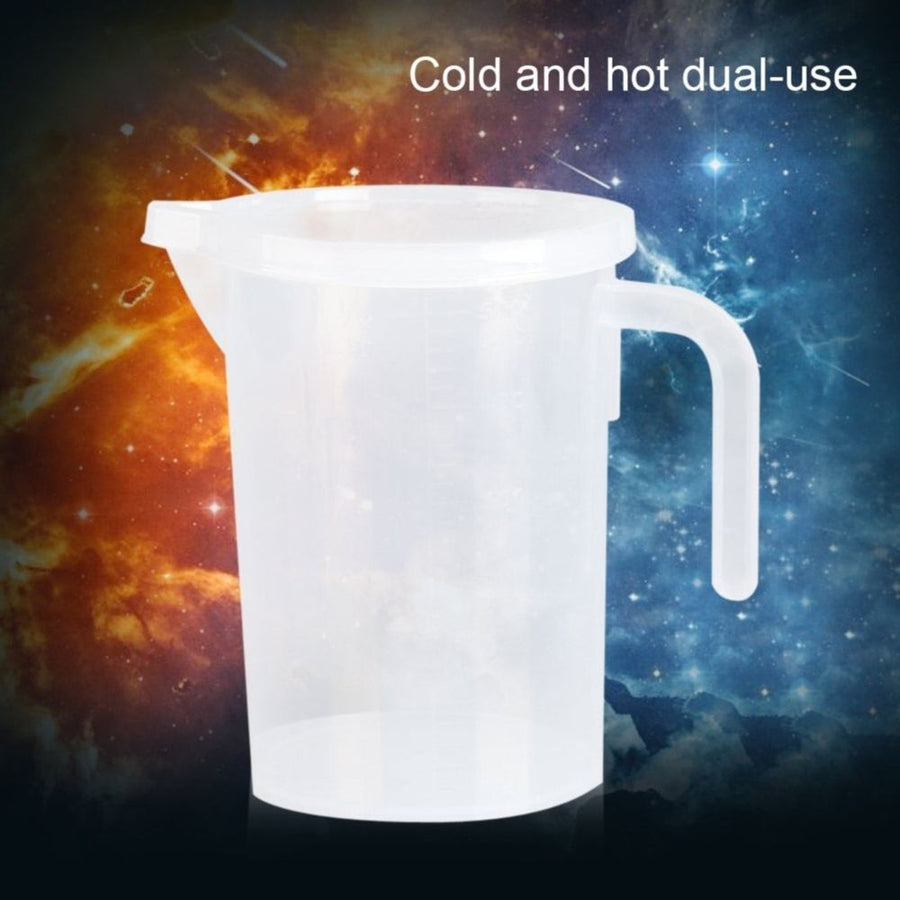 Angled Clear Plastic Cup, Plastic Measuring Cup Lid Angled Measuring Cup Measuring Cups with Lid Kitchen Cooking Baking Accessories, 1 Pcs, 500 ML, 6.29x5.39