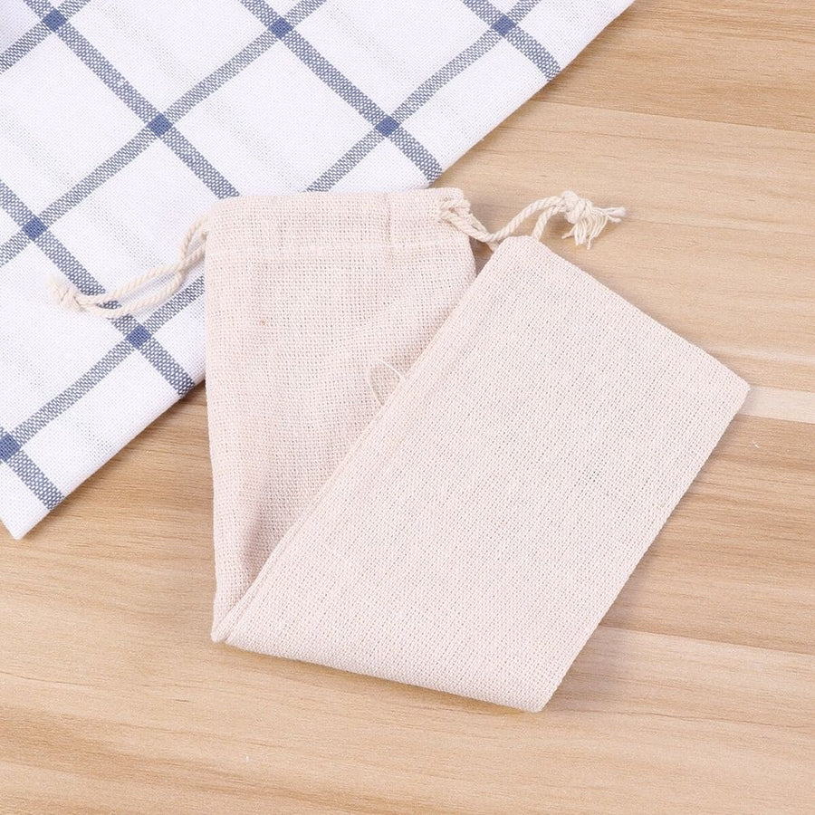 Travel Straw Bag Set with Beige Burlap Pouch for Easy Storage and Portability, 5 Pieces