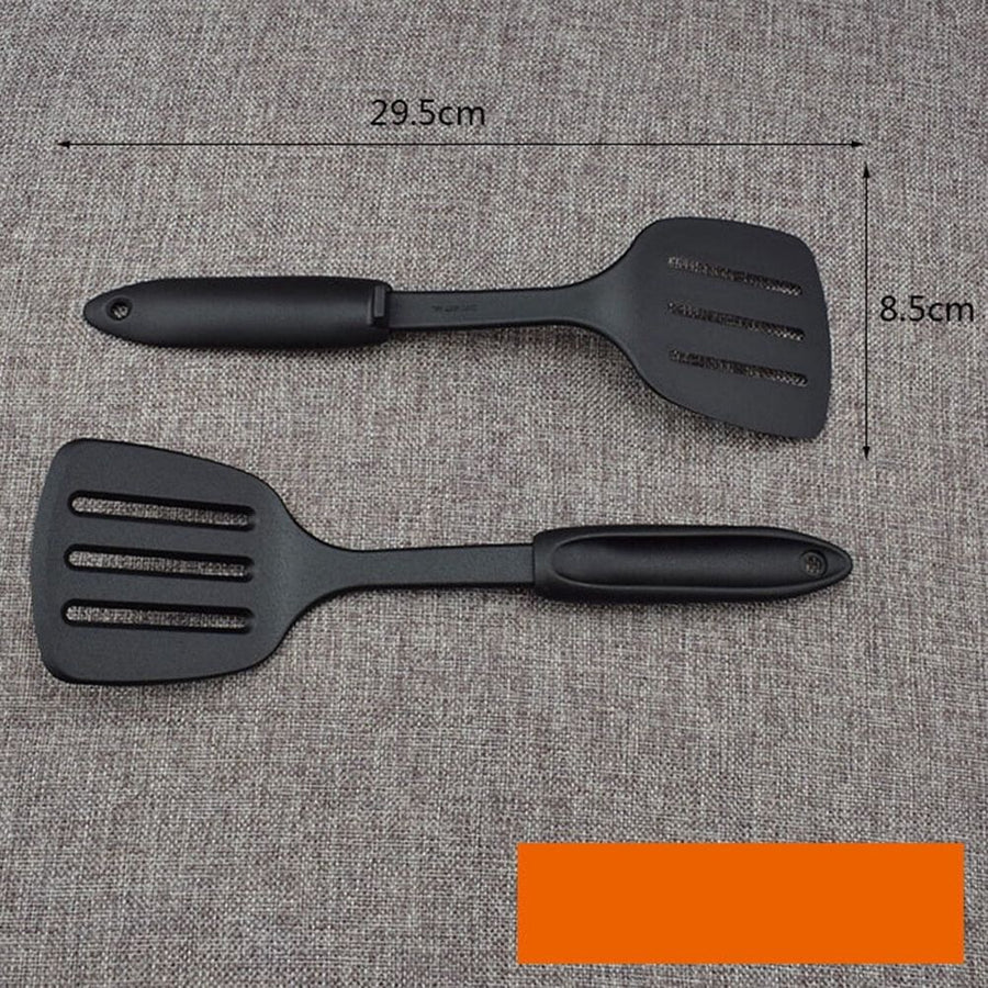 Kitchen Turner Black Nylon Plastic Cooking Tool with Ergonomic Handle for Home Use
