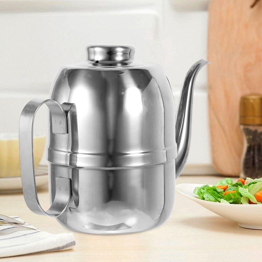 Stainless Steel Oil Container Plated Silver for Kitchen Wear-Resistant and Smooth Surface
