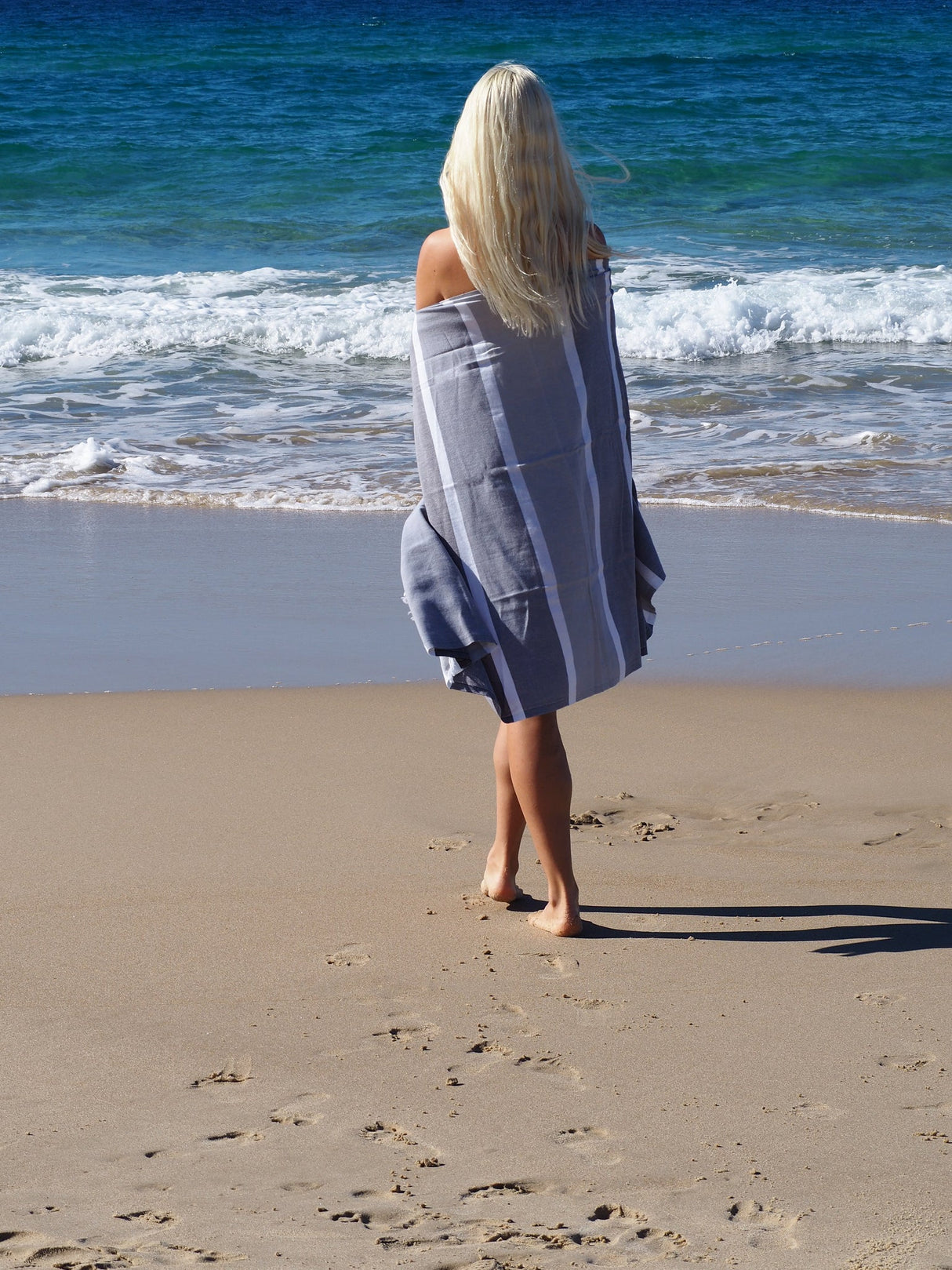 Sorrento Monochrome Quick-Dry Turkish Cotton Beach Towel