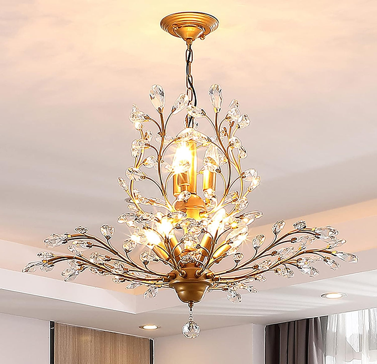 Elegant 8-Light Gold Crystal Chandelier with Vintage Charm