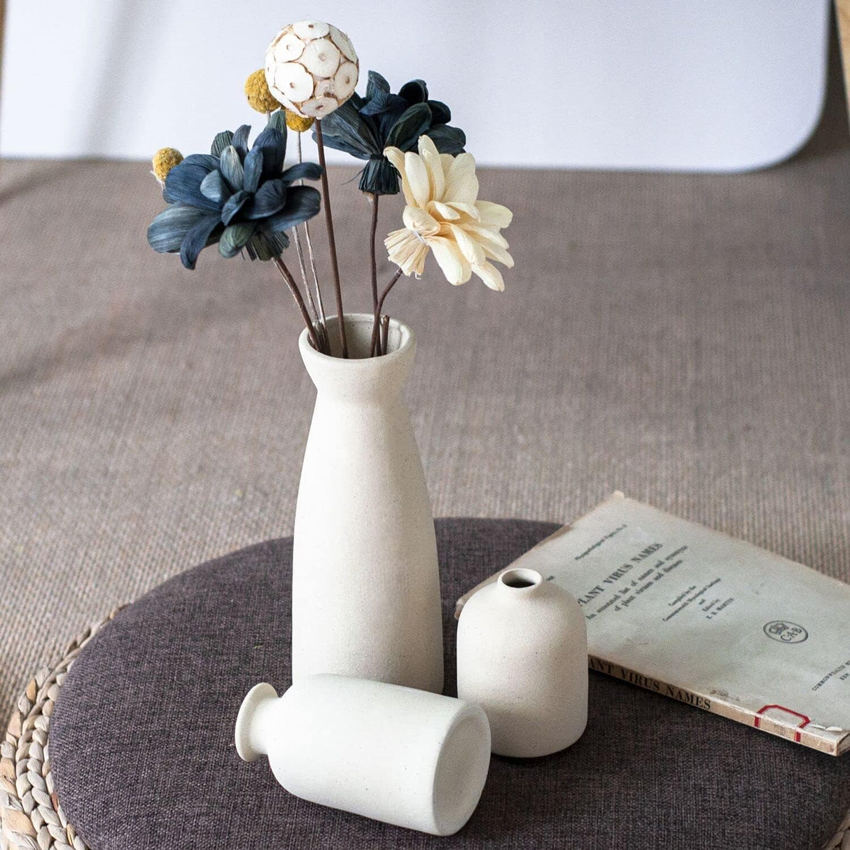 Ceramic Set of 3 Modern White Vases for Home D?cor
