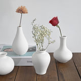 Ceramic Set of 5 White Vases for Home D?cor - 45-Degree Angle