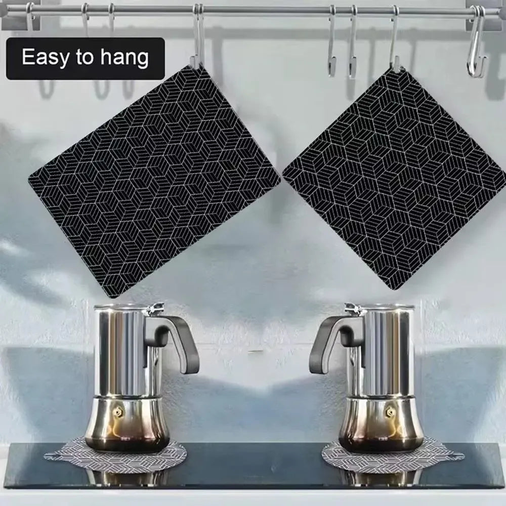 Anti-Slip Silicone Induction Cooktop Mat, 25x25cm, Heat Resistant, Black