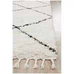 Saffron 22 White Indoor Rug 400 x 300cm - Plush Polypropylene for Living Room
