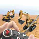 1:24 RC Digger Remote Control Excavator Construction Truck Vehicle RC Toys 6CH - Low Angle