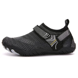 Kids Water Shoes Barefoot Quick Dry Aqua Sports Shoes Boys Girls - Black Size Bigkid US2=EU32 - Front View