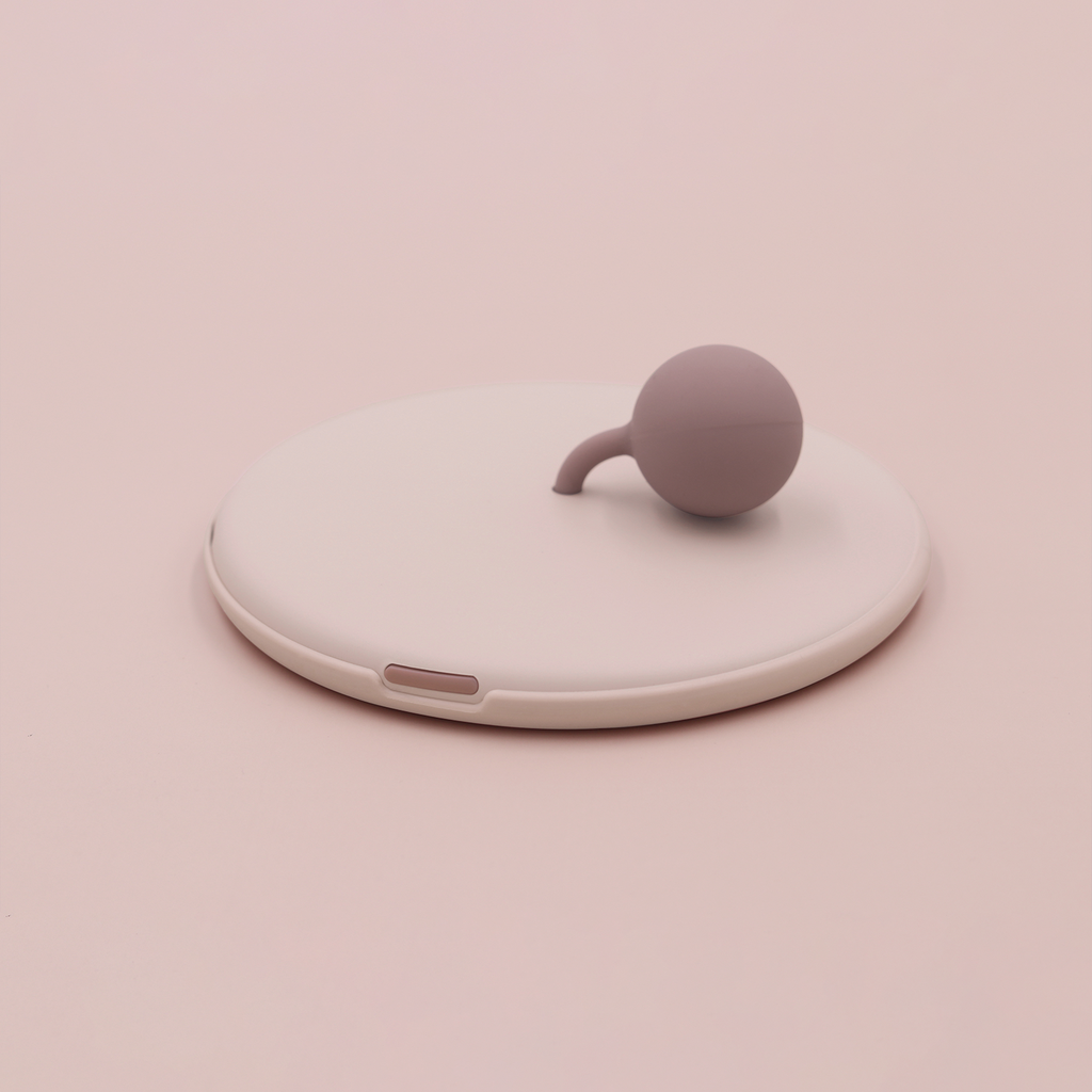 Muid Mini Q Portable Handheld Lighted Mirror in Pink