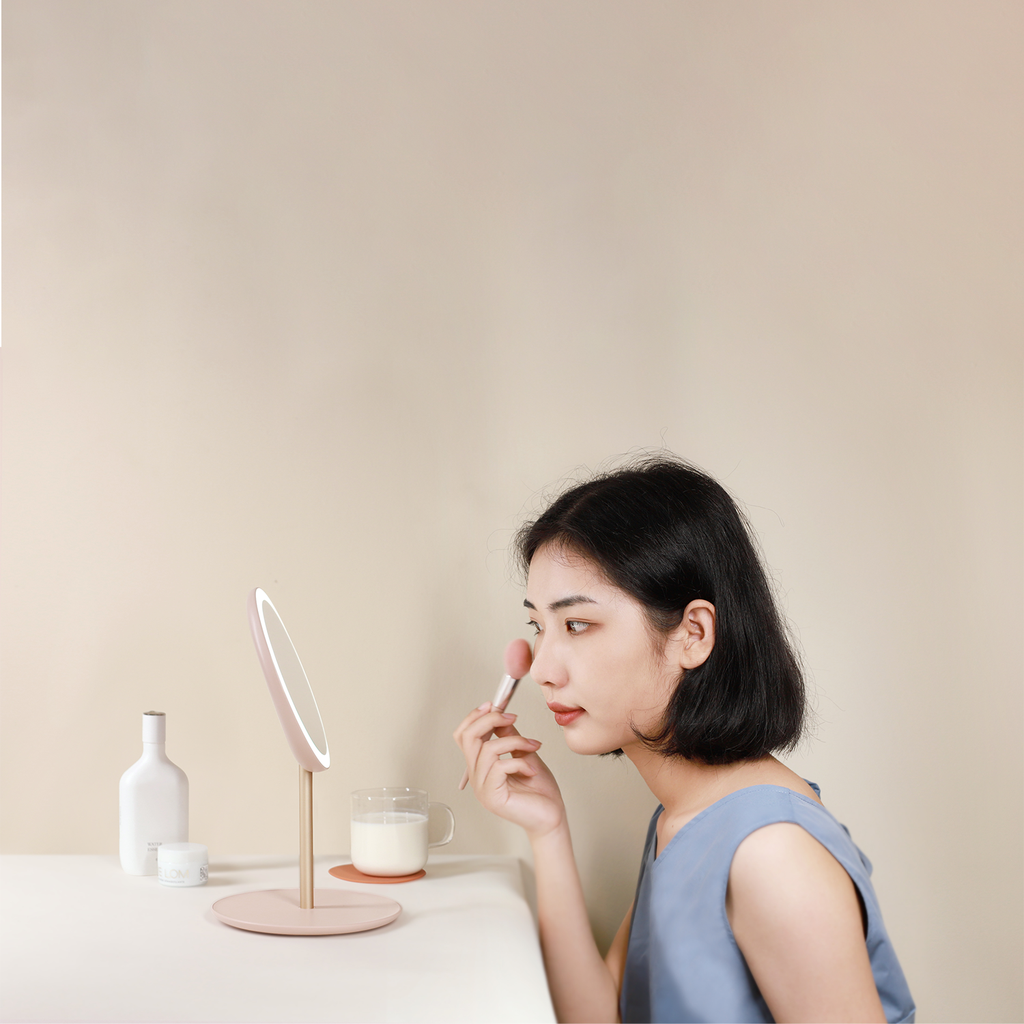 Pink Portable Makeup Mirror with Adjustable LED Light